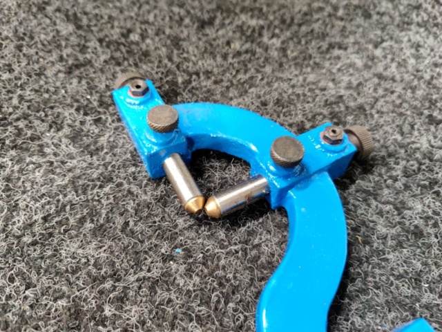 1273252-2 Support bearing/Support dock