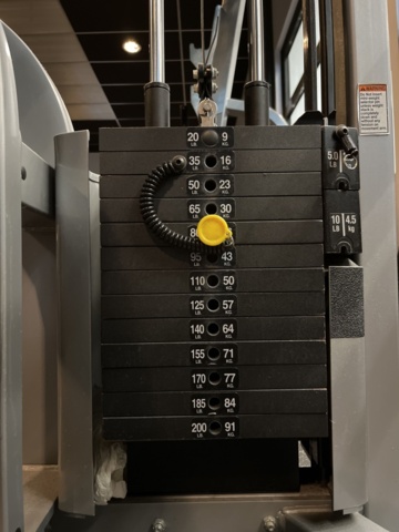 1269724-7 Biceps curls - Nautilus Nitro Preacher Curl