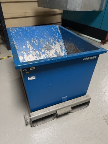 1248711-5 Dump container Gigant -2010