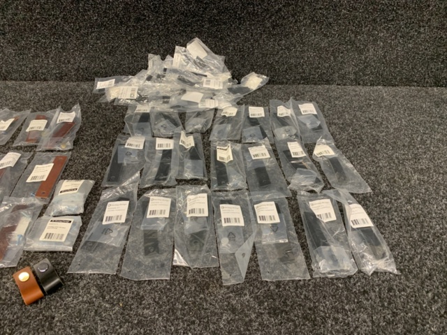 1274744-7 63 leather handles Loop fitting design