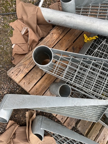 1206878-6 Spiral staircase 430 H cm