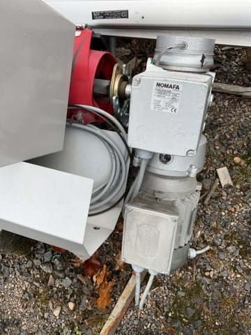 1206883-4 Roller gate NOMFA