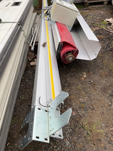 1206883-8 Roller gate NOMFA