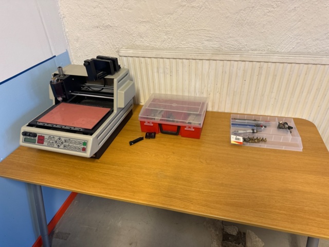 1274967-1 Engraving machine Vision VE 810