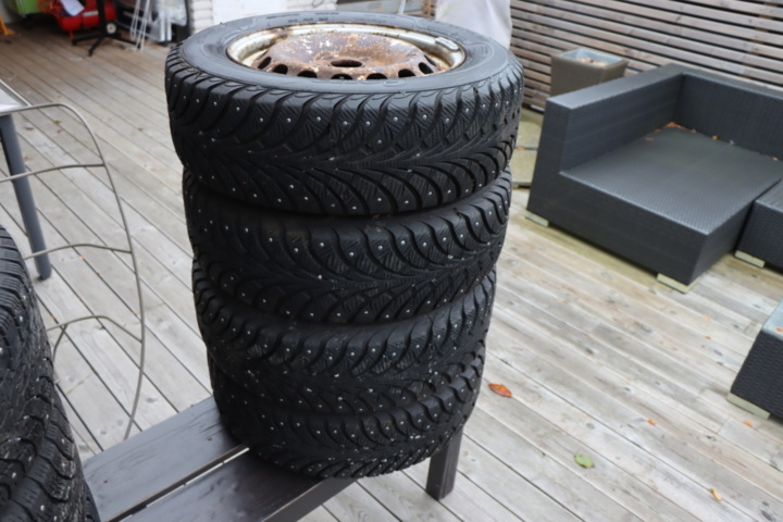 1173885-1 Studded tires 195/65 R15 91T Caddy etc.