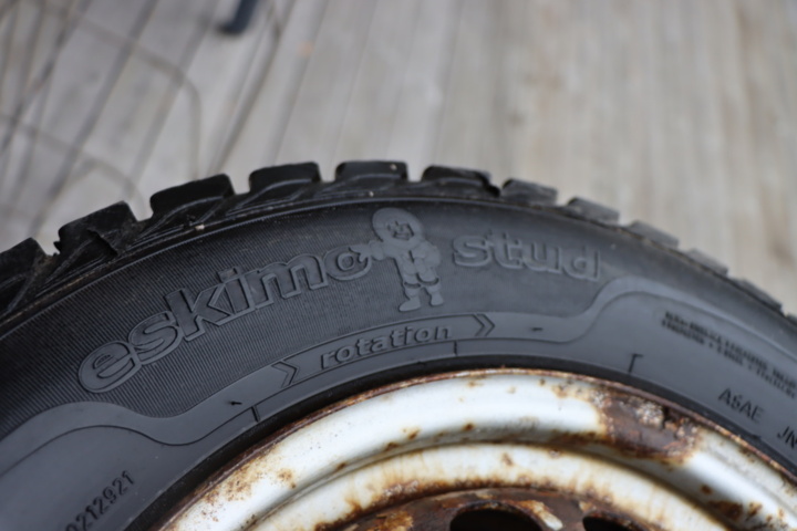1173885-4 Studded tires 195/65 R15 91T Caddy etc.