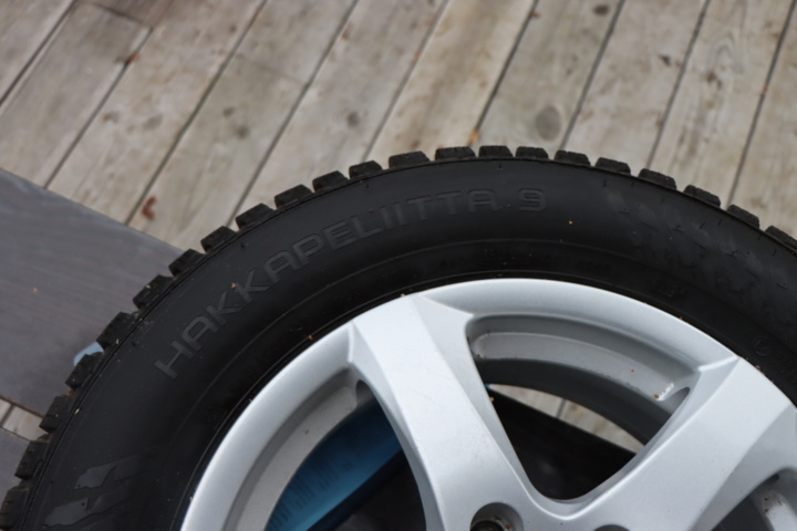 1173887-13 Studded tires 195/65 R15 95T / Alloy wheels, VW Golf etc.