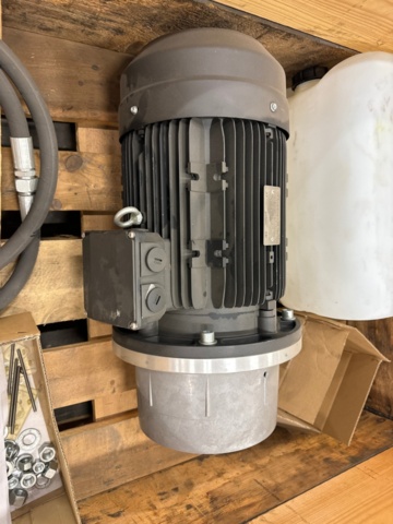 1276471-3 Hoyer electric motor (10) 7.5-9kw (10)