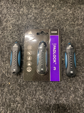 1094106-2 3 USB sticks Corsair Flash Padlock 3 64GB