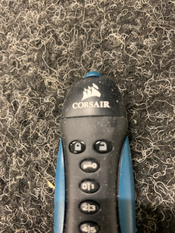 1094106-3 3 USB sticks Corsair Flash Padlock 3 64GB