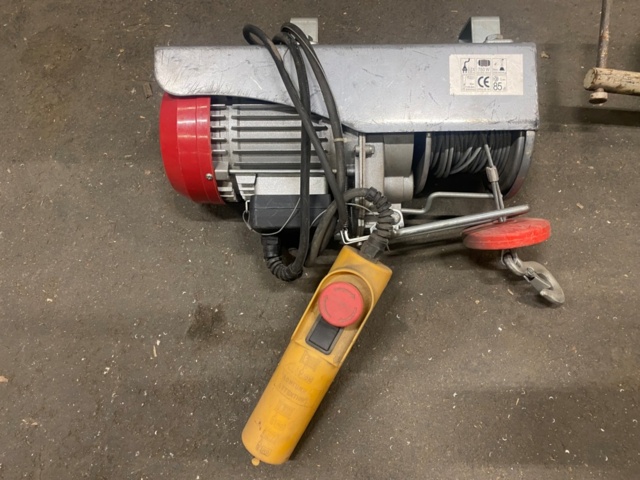 1276931-2 Winch & Beam Clamp