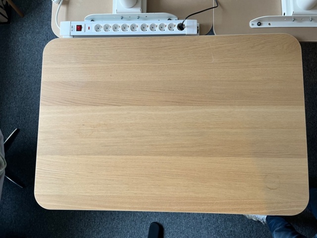 1277013-2 BEKANT Desk sit/stand, white with oak colored top 120x80 cm: