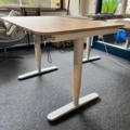 1277015-3 BEKANT Sitting/standing desk, oak colored top 160x80 cm