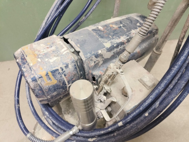 1267095-6 Paint sprayer Graco Ultra 1000