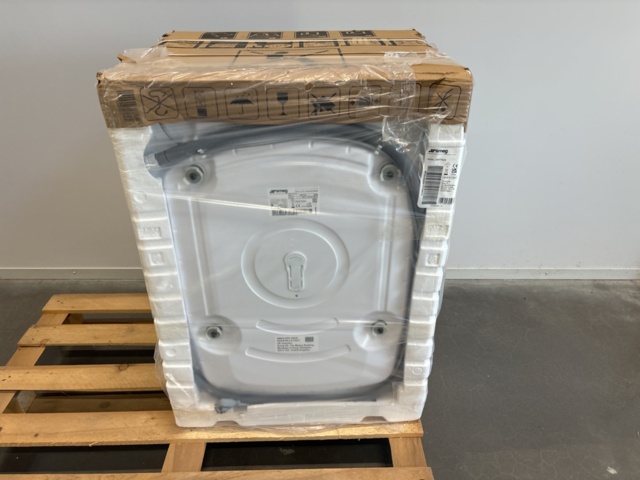 1137604-5 SMEG Washing Machine LB2T72UK