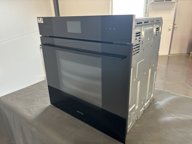 1137598-2 SMEG Combination microwave oven SO6102M2B3