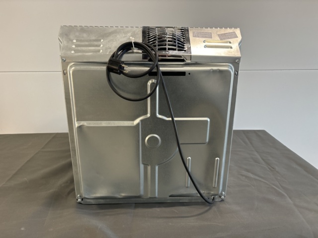 1137598-5 SMEG Combination microwave oven SO6102M2B3