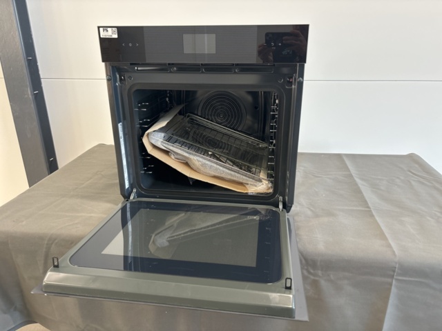 1137598-9 SMEG Combination microwave oven SO6102M2B3