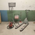 1267128-2 Pallet puller, work lamp and paper holder