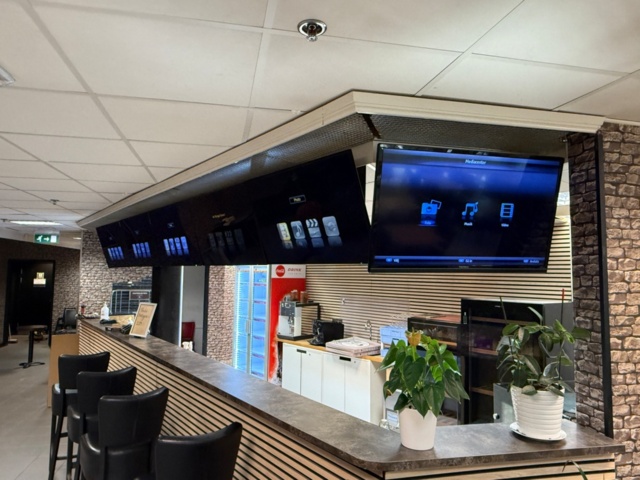 1176842-2 Digitala menytavlor med upphängningsanordning 6 st