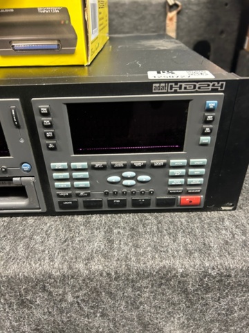 1250727-9 Alesis ADAT HD24 including Fireport