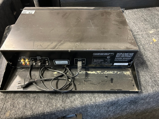 1250753-4 Minidisc player Technics SJ-MD100