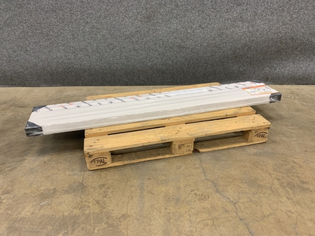 1279815-1 Panel radiator Compact C11-3018 300x1800 (HxL)