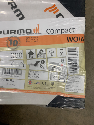 1279815-2 Panel radiator Compact C11-3018 300x1800 (HxL)