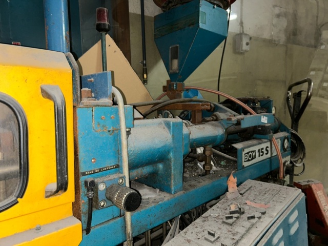 1277575-5 Injection molding machine Boy 15 S