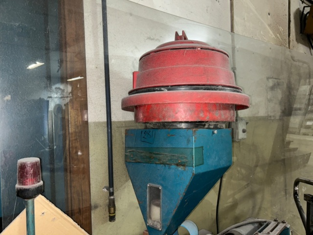 1277575-6 Injection molding machine Boy 15 S