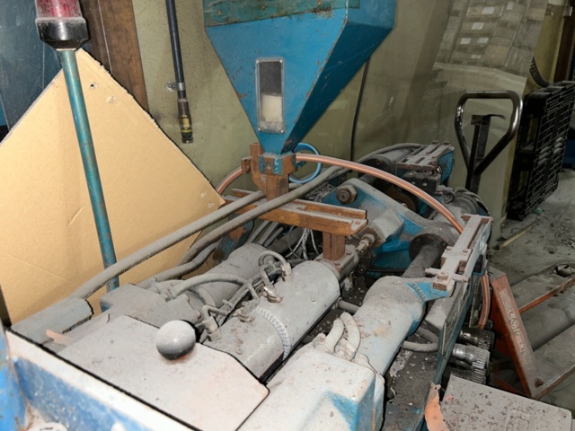 1277575-7 Injection molding machine Boy 15 S