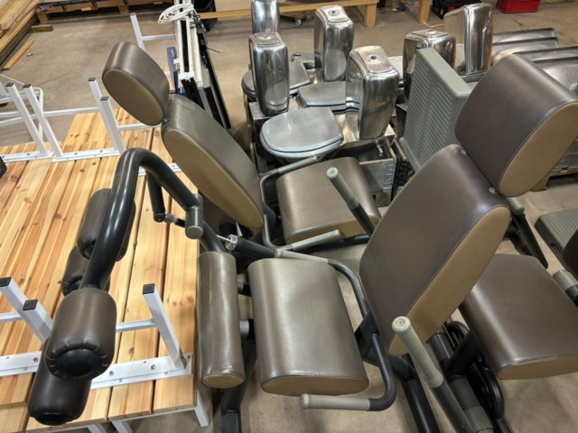 1137648-13 TechnoGym Rehab/Gym 9 pieces of equipment