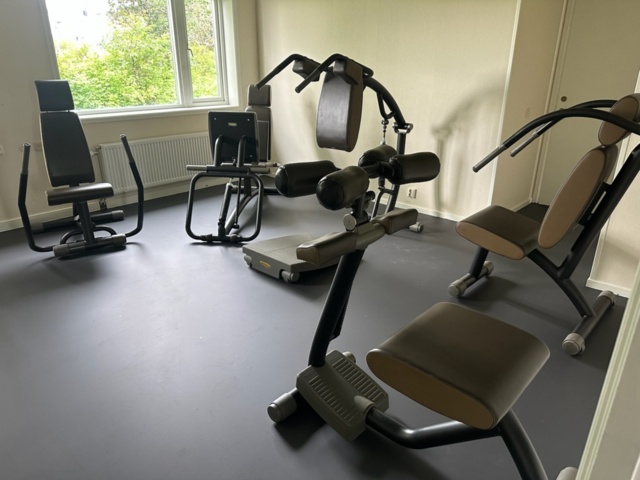 1137648-2 TechnoGym Rehab/Gym 9 pieces of equipment