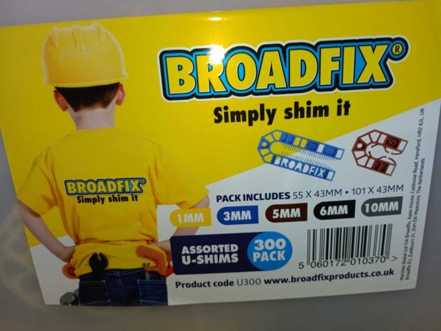 1280903-4 Plastic spacers/shims - 4 packages total 1200 pcs.