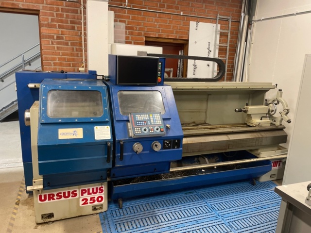 1152556-1 CNC Lathe - Ursus 250
