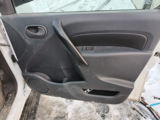 1267326-68 Renault Kangoo Express 1.5 dCi -2015