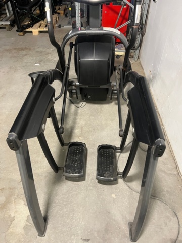 1277698-3 Arc Trainer - Cybex 610A