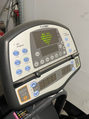 1277698-5 Arc Trainer - Cybex 610A