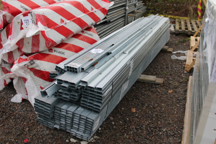 1225720-1 Aluminum profiles