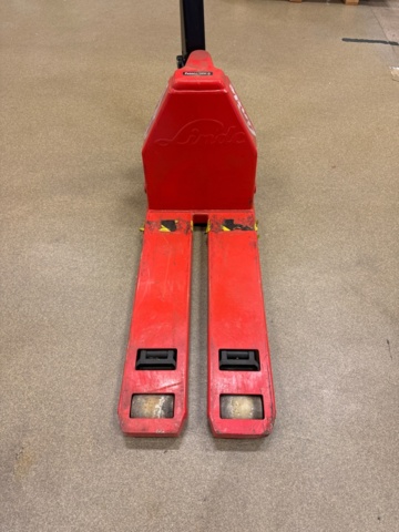 1282280-2 Linde battery tractor, 1500 kg