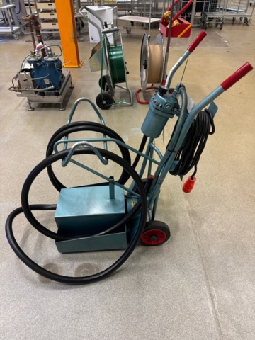 1282310-3 Mobile oil pump