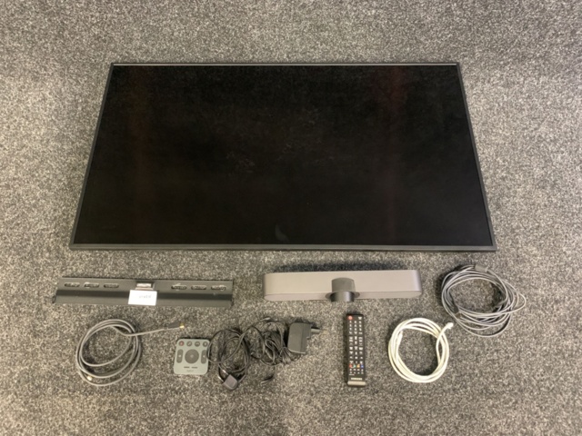 1283141-1 Video conference system Logitech Meetup with 49" Samsung Display screen