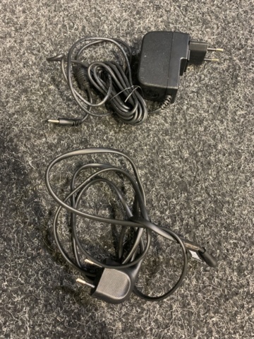 1283141-6 Video conference system Logitech Meetup with 49" Samsung Display screen