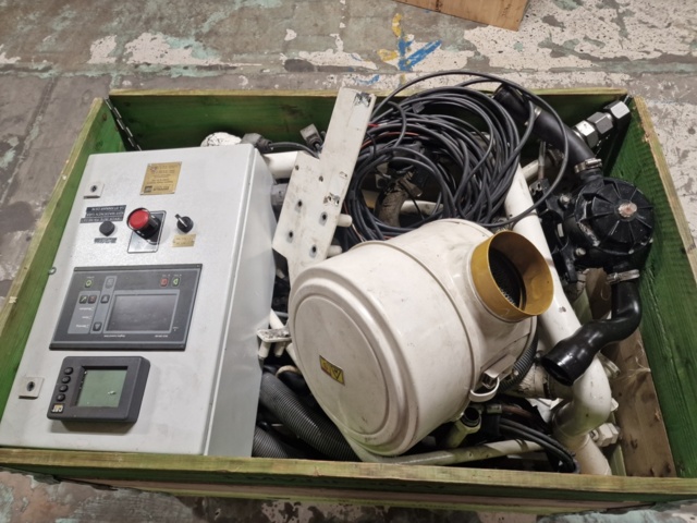 1143439-10 Auxiliary engines 2 pcs with many accessories - CAT C9 (CCW)