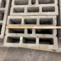 1283300-8 2 pallets Light clinker blocks/retaining stones, Leca