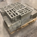 1283300-19 2 pallets Light clinker blocks/retaining stones, Leca