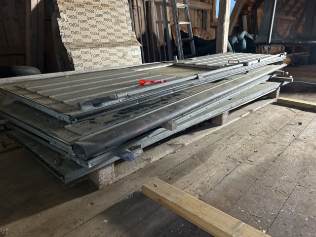 1249245-1 Folding door approximately 3x3 meters