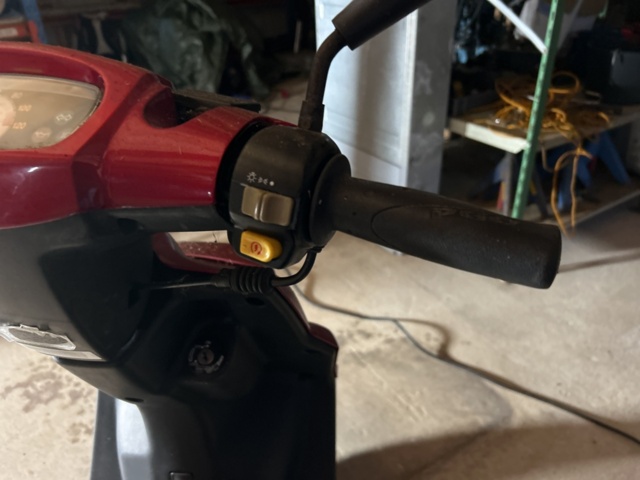 1249253-6 EU moped PGO Scooters Big Max 50 0.05 CVT, 3hp -2002