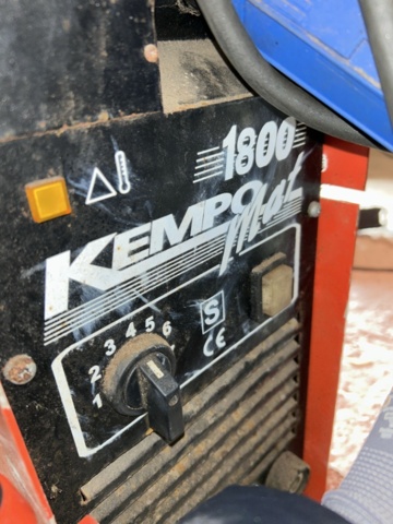 1249259-4 Welding with hose package and gas bottle - Kemppi Kempomat 1800