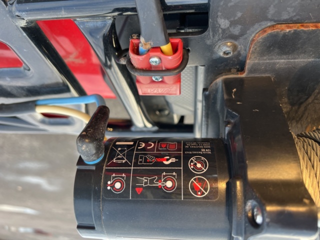 1205590-15 ATV/quad with winch - Honda TRX520 -2020